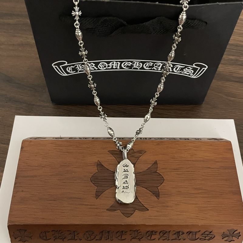 Ch**me He**ts necklaces